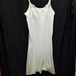 Vintage 80's Vassarette White 34 Slip Lace Top
